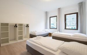 Tolstov Apartments - 4 Room Apartments