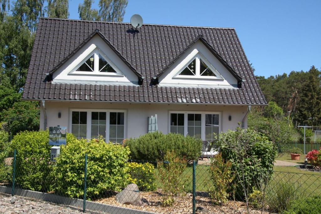 Appartements Trassenheide, Ferienidyll Neubauer Am Hasenwinkel 21 17449 Karlshagen