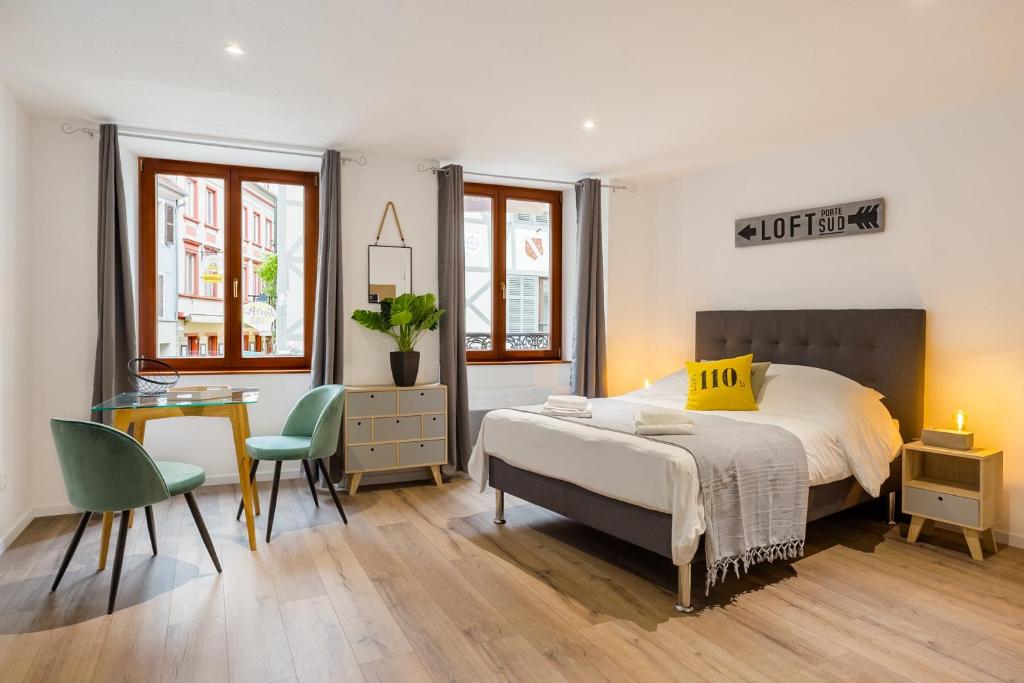 Travel Homes - L'Arsenal, studios en hyper centre 19 Rue de la Loi, 68100 Mulhouse
