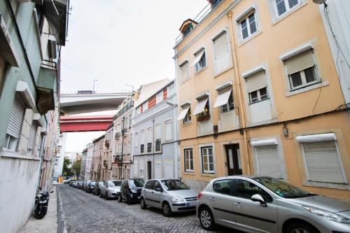 Trendy Alcantara Apartment