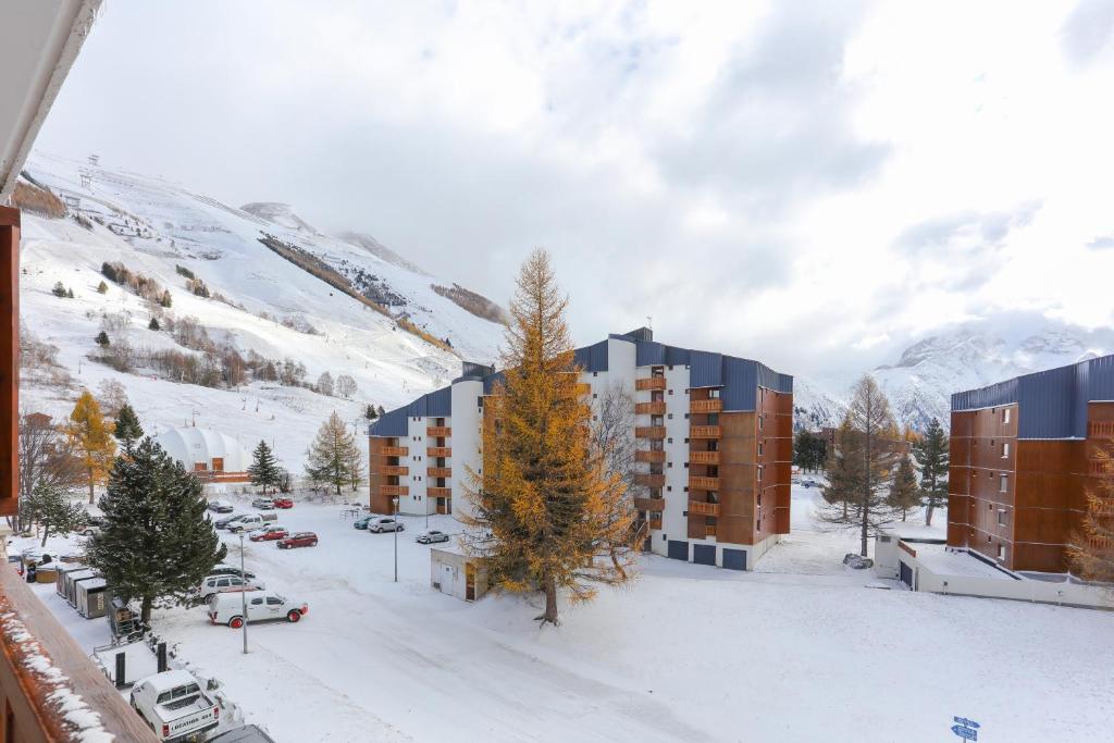 Appartements Vacancéole - Résidence Meijotel 1 place des deux alpes 38860 Les Deux Alpes