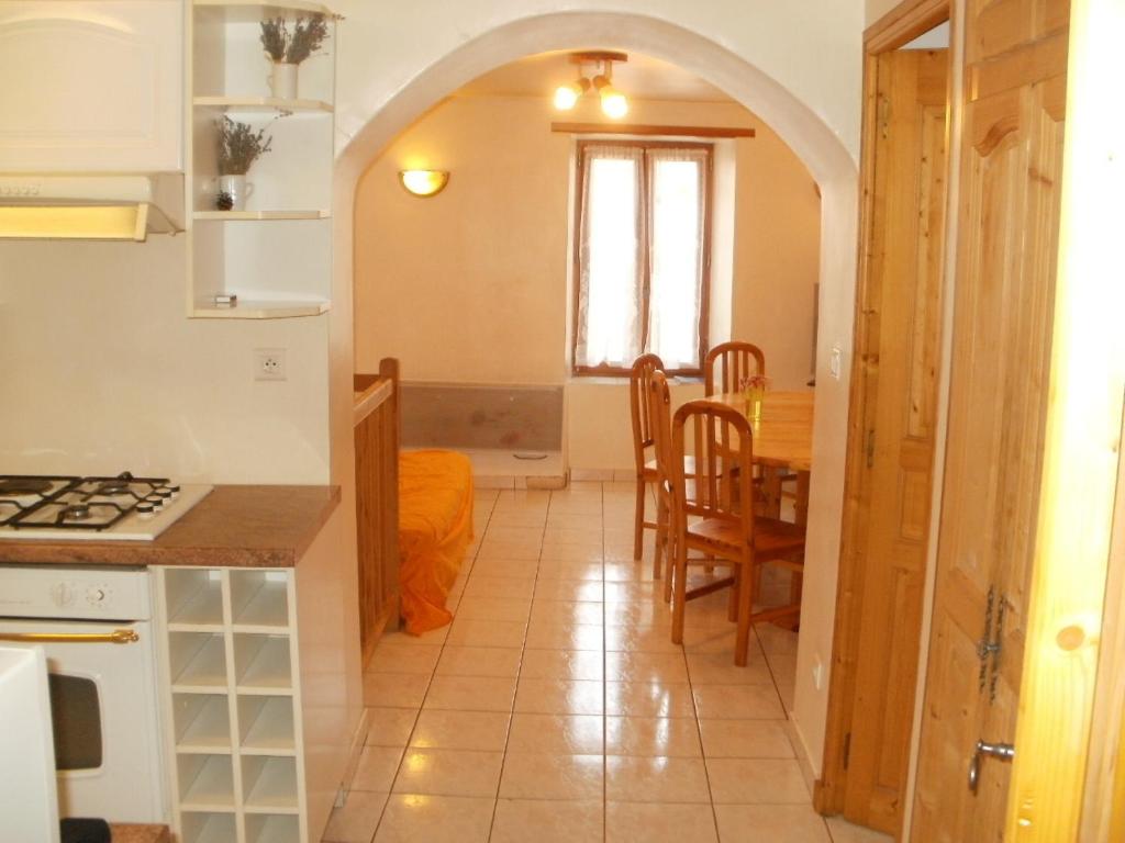 Appartements Vacances Haut-Verdon place de la forge 04370 Beauvezer