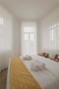 Vibrant Porto Apartments - Heroismo's Metro