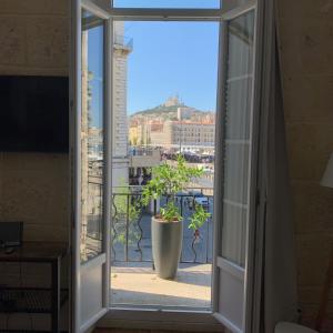 Appartements Vieux Port République Cannebiére 11 Rue des Augustins 13001 Marseille Provence-Alpes-Côte d\'Azur