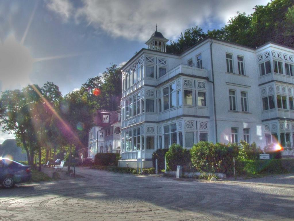 Villa Agnes nur 20m zum Strand TOP Strandpromenade 2, 18609 Binz