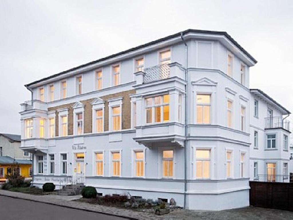 Appartements Villa Albatros Kirchenstraße 3 17419 Ahlbeck