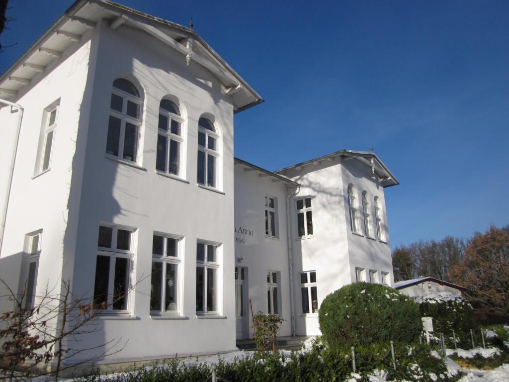 Appartements Villa Anna Oiestrasse 7 17454 Zinnowitz