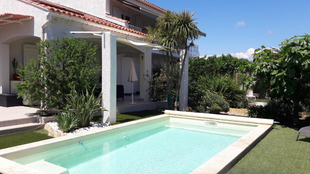 Villa Citronnelle 603 Corniche de Solviou L'astérie N°12 SIX FOURS LES PLAGES, 83140 Six-Fours-les-Plages