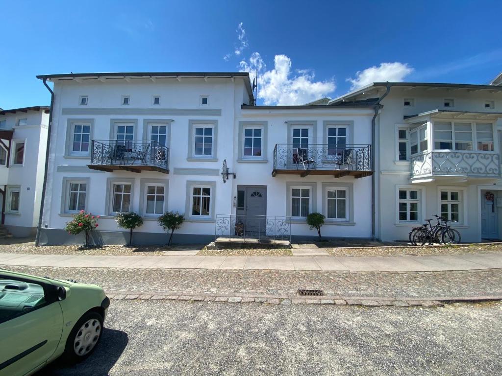 Appartements Villa Daheim Rosenstr. 8 18546 Sassnitz