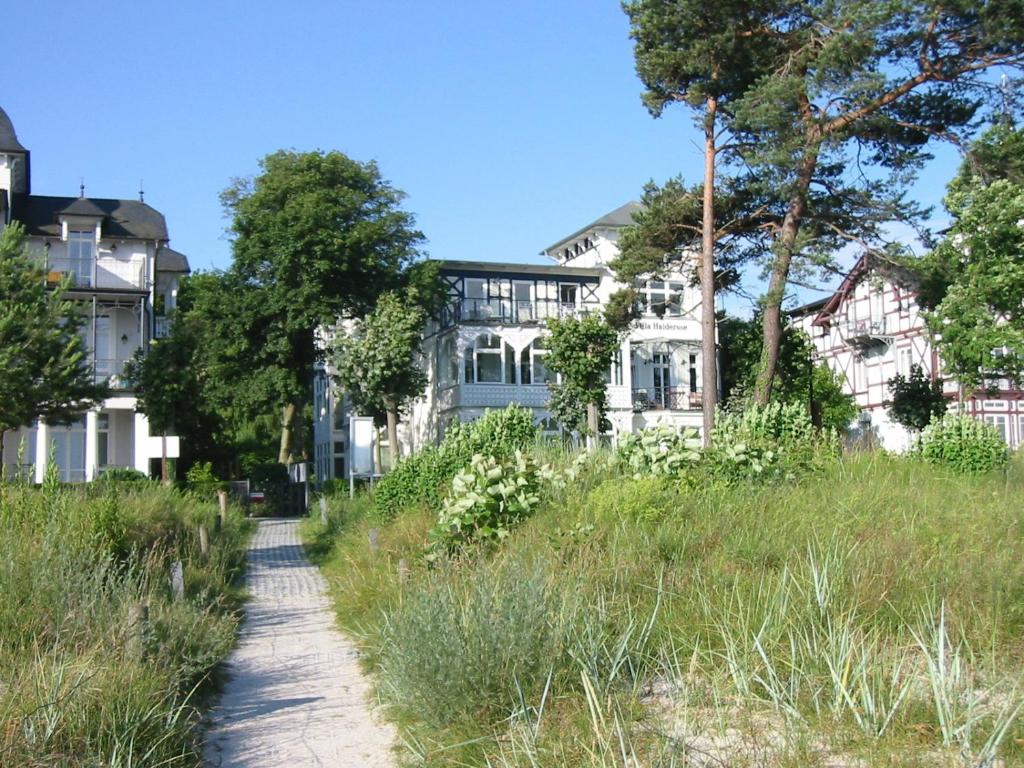 Villa Haiderose Strandpromenade 14, 18609 Binz