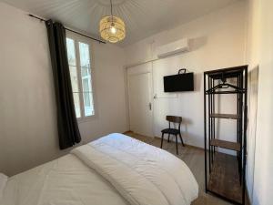 Villa Honore, véritable tout à pied, plein centre-ville, plage à 5min à pied