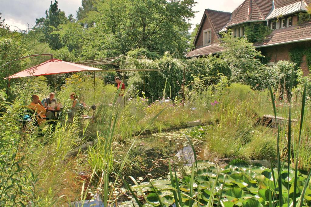Villa-Hufeland Karower Str. 17, 13125 Berlin