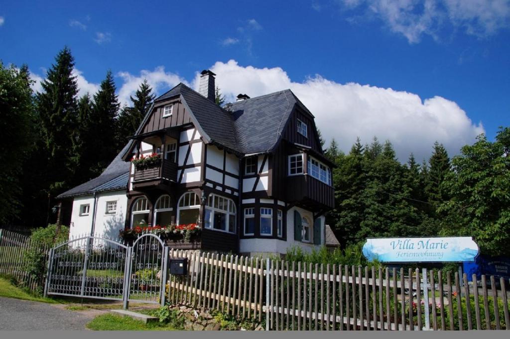 Appartements Villa Marie Ferienwohnungen Tellkoppenweg 1 OT Oberbärenburg 01773 Kurort Altenberg