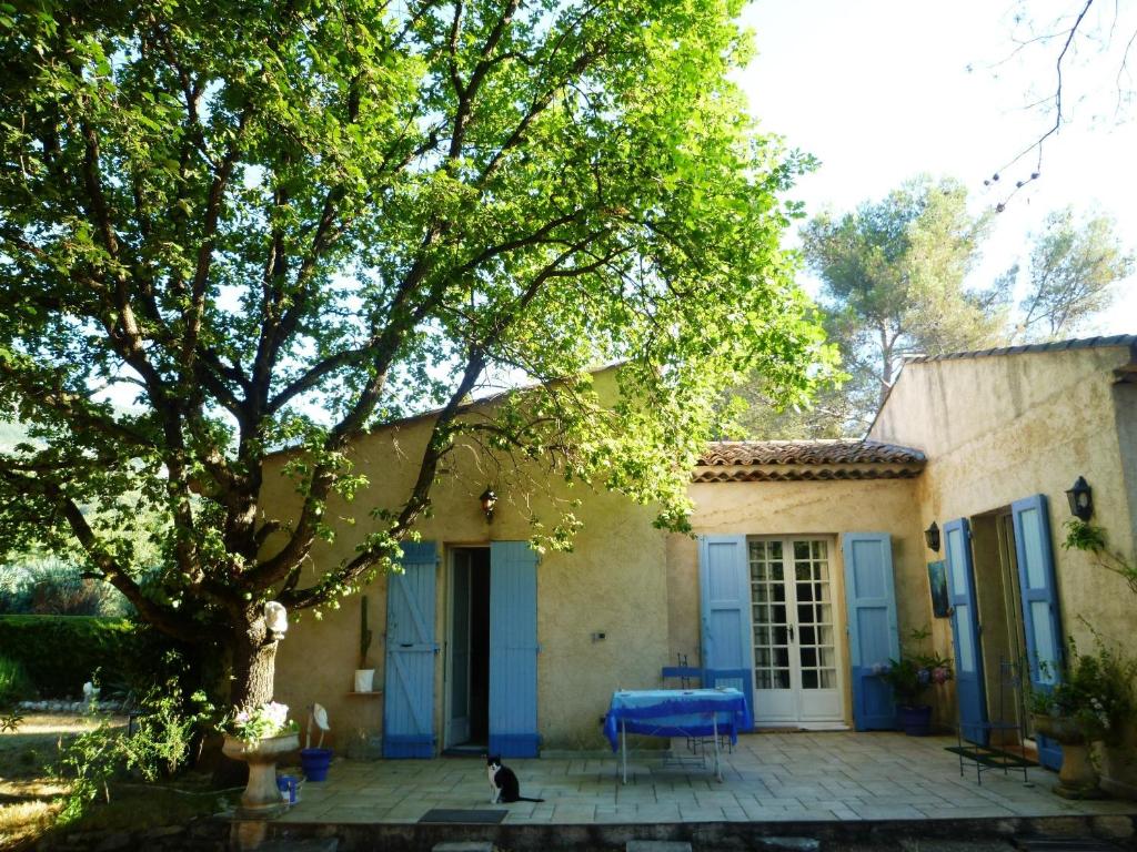 Appartements Villa Minouchka 241 Chemin du Pétareou 06140 Tourrettes-sur-Loup