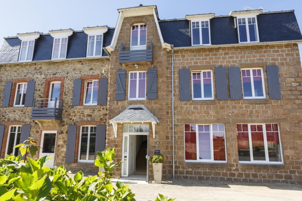 Appartements Villa Orkagna 118 rue de la Clarté 22700 Perros-Guirec