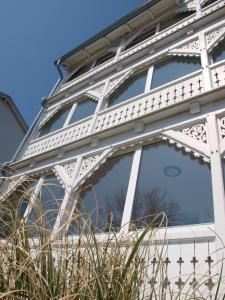 Appartements Villa Ostseelilie - Appartements mit Balkon und Meerblick Ringstraße 19 18546 Sassnitz Mecklembourg-Poméranie