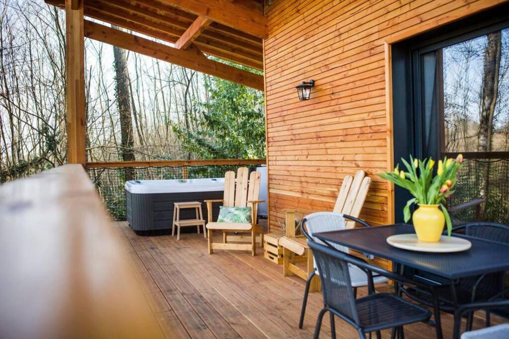 Villa Rose de Mons - Résidence Services Senior 33650 La Brède