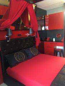 Village Naturiste-Rez jardin ou 4ieme -vélos-piscine -Le Cap d'Agde - holidaysochicA