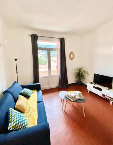 Appartements Vue Faron - Appart cosy - Proche Téléphérique/Gare 15 Rue Capitaine Colonna 83000 Toulon Provence-Alpes-Côte d\'Azur