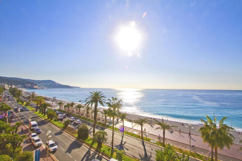 Appartement Appartements Vue Mer Promenade 121 Promenade des Anglais, 06000 Nice