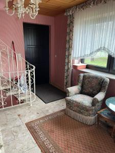 Appartements WG in Homberg Efze, Monteurzimmer, 2 Erwachsene, 1 Doppelzimmer Nr 1 15 Rudolf-Virchow-Straße 34576 Mörshausen -1