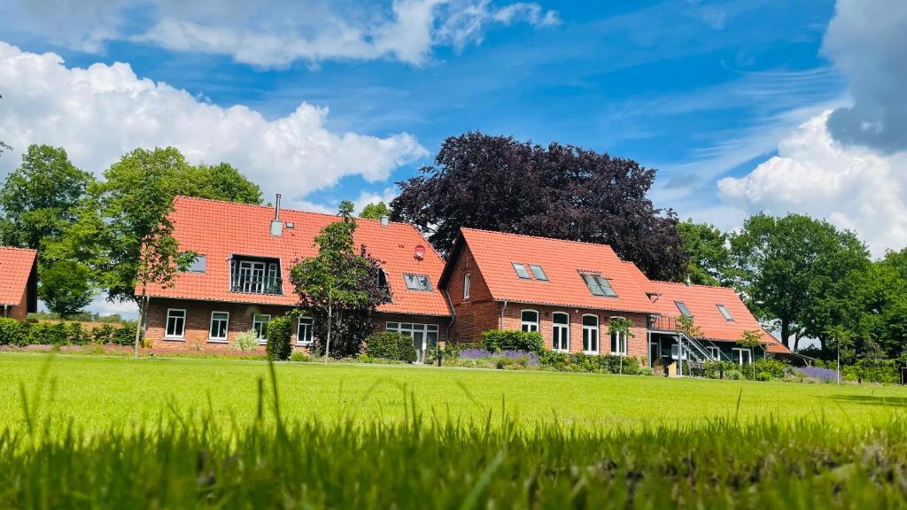 Appartements Wohlfühlzeit! Stilvolle Familien-Unterkunft auf dem Land mit Sauna & Spielplatz Linnenbäk 27308 Kirchlinteln