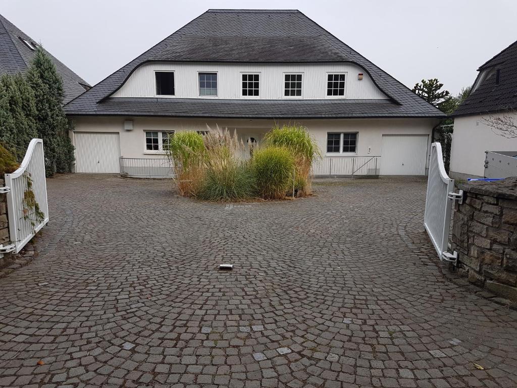 Wohnen im Souterrain einer Villa Oberer Ahlenbergweg 44a, 58313 Herdecke