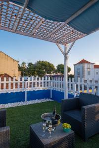 Y Quebedo - Boutique Apartments