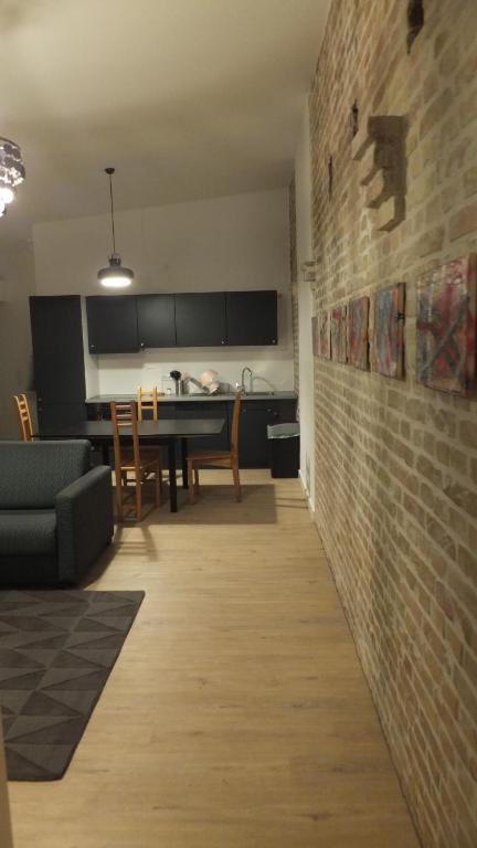 Appartements Zentrale ruhige Ferienwohnung in Berlin Smetanastraße 8 13088 Berlin