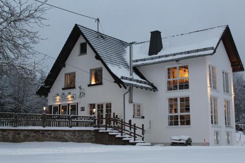 Zum Hasenbahnhof