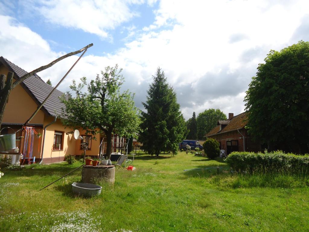 Appartements Zur alten Jugendherberge Nachtigallenweg 12 03096 Burg