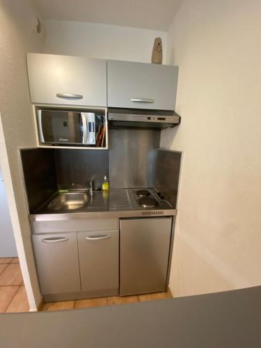 Appartement Apparthotel proche de Cannes 1000 Chemin des Plaines Mouans-Sartoux