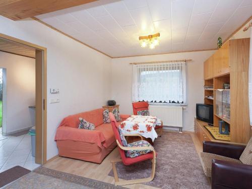 Maison de vacances Appealing holiday home in Altenfeld with terrace  Altenfeld