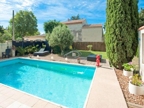 Maison de vacances Appealing Holiday Home in Orange with Private Pool  Orange