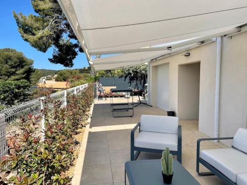 Apt neuf : vue mer, Jacuzzi sur grande terrasse Bandol france