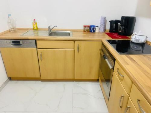Appartement Apt. SIMS bei Stuttgart Flughafen/Metzingen 2-6 person 15 Plieninger Straße Steinenbronn