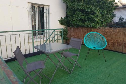 Appartement Apt With Terrace Near The Ramparts Of Avignon 5 Rue de l'Aigarden Avignon