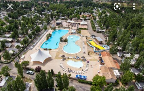 Camping Aquapark -DESS Avenue de la Méditerranée Vias