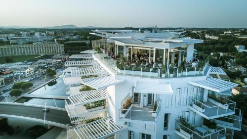 Appartement Arbre Blanc, une folie montpelliéraine 206 1 place Christophe Colomb Montpellier