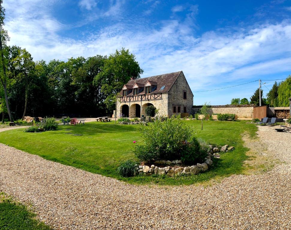 Maison de vacances Architecte Les 3 arches de Dormelles Lieu Dit le Pimard 2 route de Dormelles, 77130 Dormelles