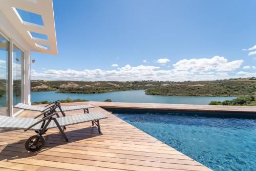 Arrifana Lake House - Premium Views Vales portugal