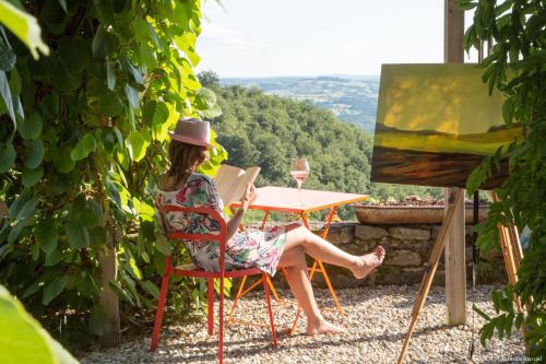 B&B / Chambre d'hôtes Art et Création Le Bourg Saint-Bérain