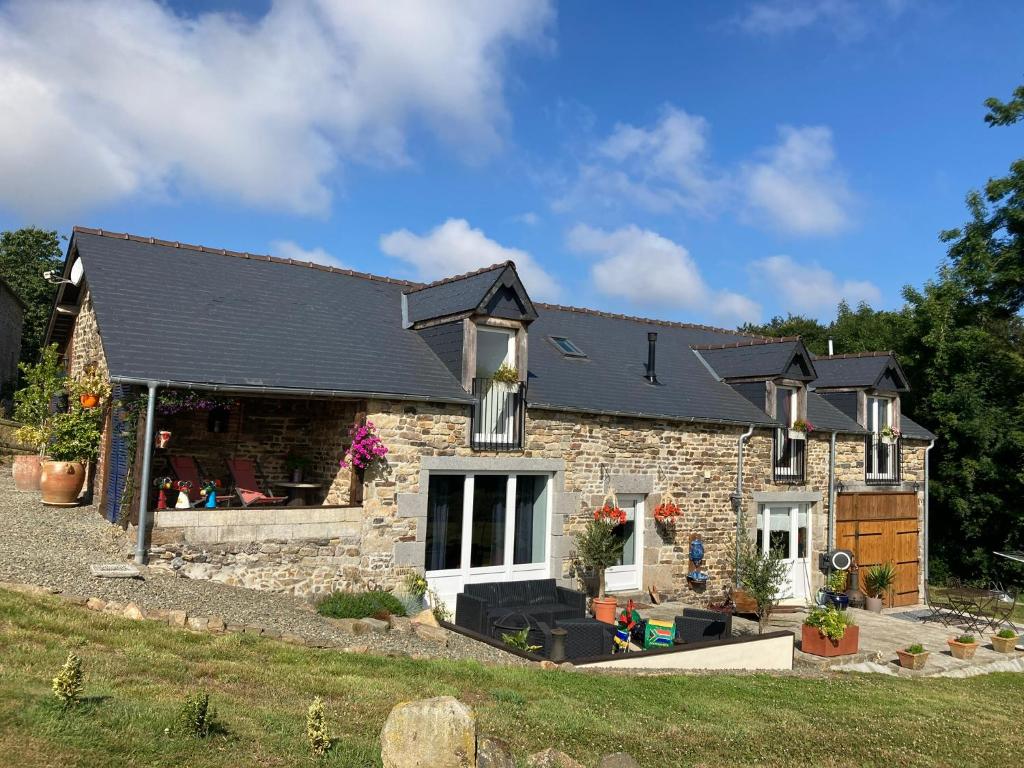 B&B / Chambre d'hôtes Ash Tree La Vauterie Roullours, 14500 Vire