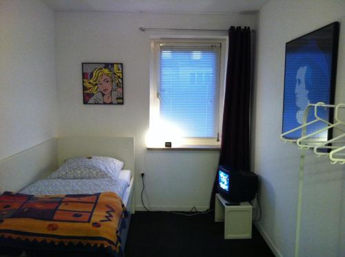 Séjour chez l'habitant ask rooms Privatzimmer in Kassel 13 Aschrottstraße Cassel