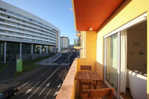 Appartement Atayde da Camara - T3 D.Joao III Av. D. João III, 18-A 3º DRT Ponta Delgada