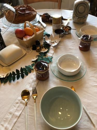 Séjour chez l'habitant Atelier chez Marie 1 er étage 10 ter cour des gros Carnetin