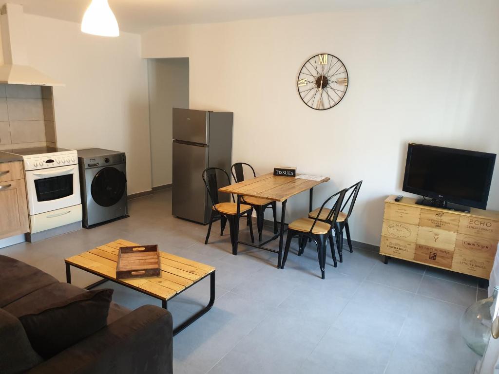 Appartement Atelier n°4 Immeuble \, 84800 Fontaine-de-Vaucluse