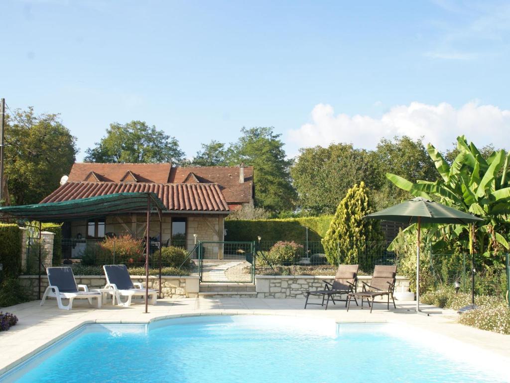 Maison de vacances Attractive holiday home in Montcl ra with pool , 46250 Montcléra