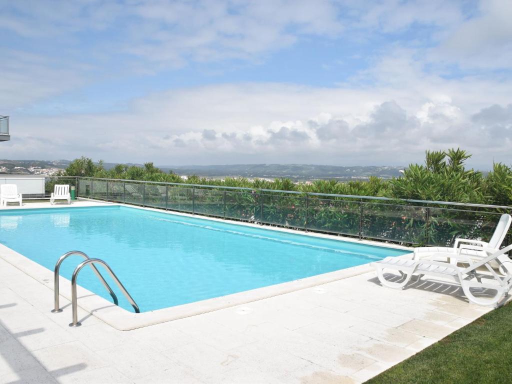 Villa Attractive Villa in Salir Do Porto with Swimming Pool , 2500-700 Salir do Porto