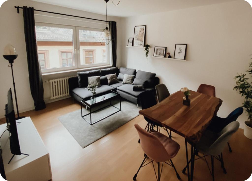 Appartement Attraktive 3-Zimmerwohnung - Zentrum Würzburg & nähe Bahnhof 16 Heinestraße, 97070 Wurtzbourg